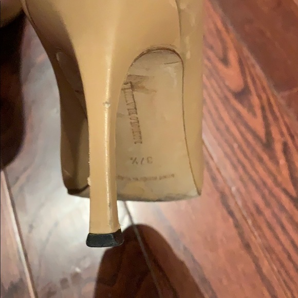 MANOLO BLAHNIK ‘Canazza’ Peep Toe Pumps - Picture 6 of 10